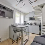 Duplex moderne à 500m des Champs-Elysées
