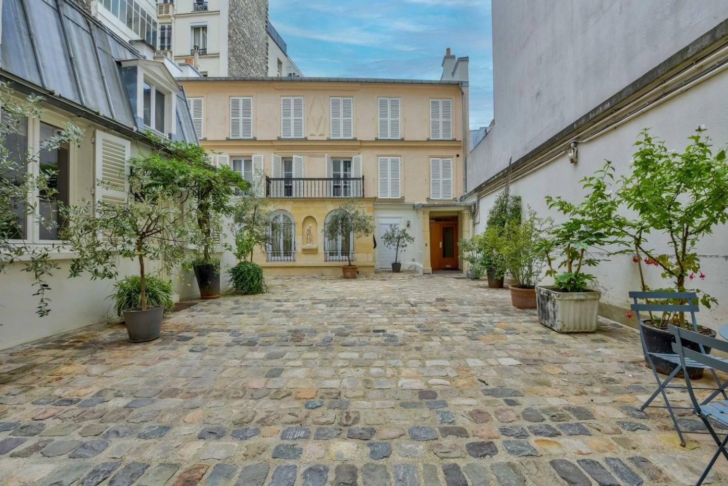 Duplex Moderne à 500m Des Champs-elysées Appartamento Parigi